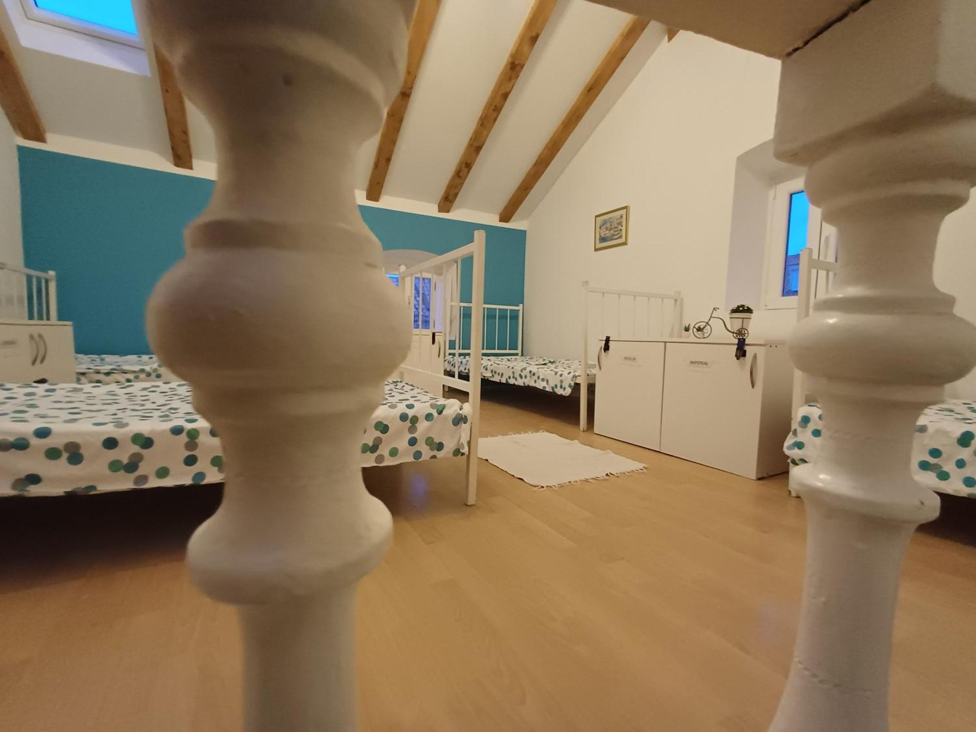 City Walls Hostel Дубровник Экстерьер фото